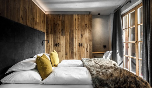 Elite Chalet