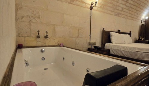 Elite Room