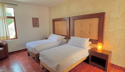 Basic Twin Room, Garden View