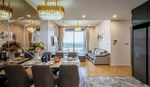 Presidential Suite, 2 Bedrooms, Club Lounge Access, Pool View