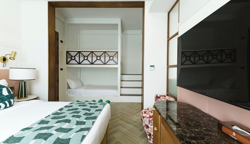 One-bedroom Lagoon Suite Villa