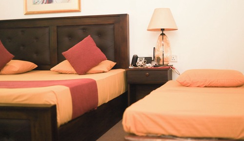 Deluxe Triple Room, Garden View
