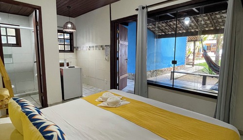Comfort Room, Garden View
