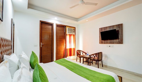 Deluxe Double Room, City View