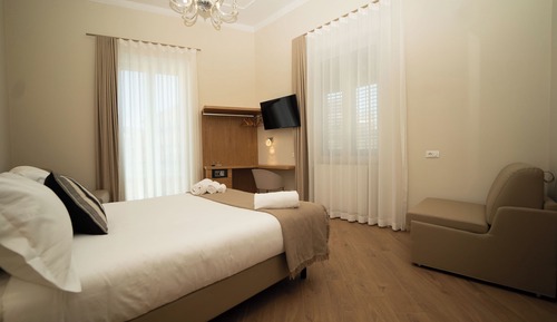 Superior Room, City View