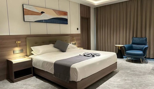 Superior Suite, Private Bathroom, Corner