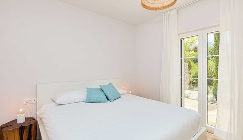 Villa (4 Bedrooms)
