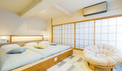 Triple Room