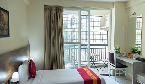 Minister Suites