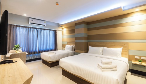 Family Triple Room, Non Smoking, City View
