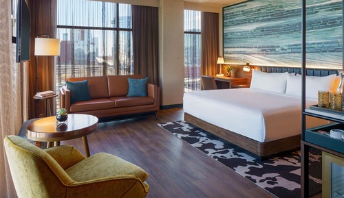 Deluxe Room, 1 King Bed (High Floor)