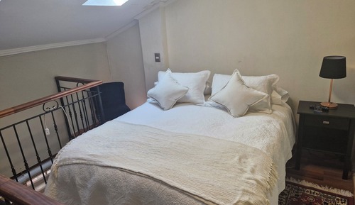 Design Double Room Single Use, 1 Queen Bed, Private Bathroom