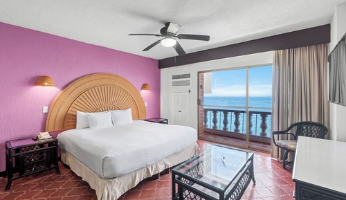 Studio, 1 King Bed, Non Smoking, Ocean View (Kitchenette, Balcony)