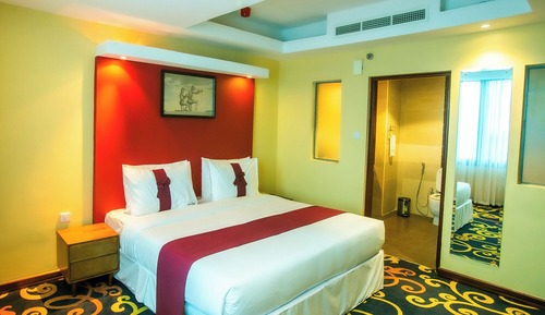 Executive Suite
