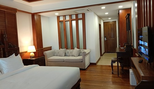 Premier Double Room, Non Smoking, River View