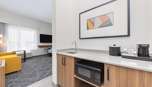 Studio, 1 King Bed, Accessible (Hearing)