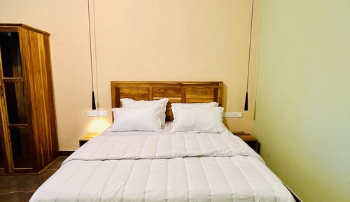 Deluxe Double Room, Garden View