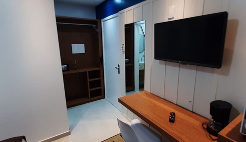 Deluxe Double or Twin Room, Partial Sea View