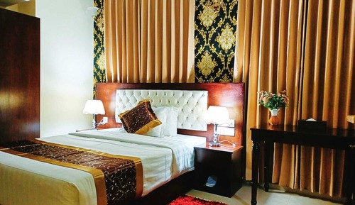 Deluxe Single Room