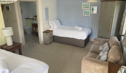 Deluxe Triple Room