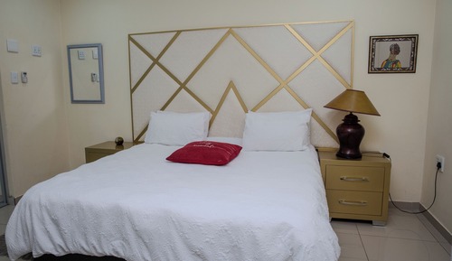 Honeymoon Room
