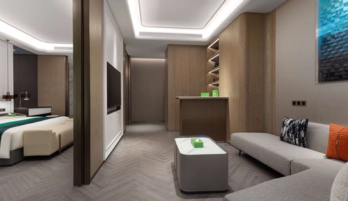 Suite, 1 King Bed with Sofa bed, Non Smoking