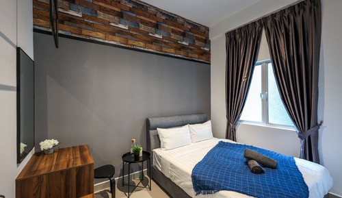 Deluxe Double or Twin Room, City View