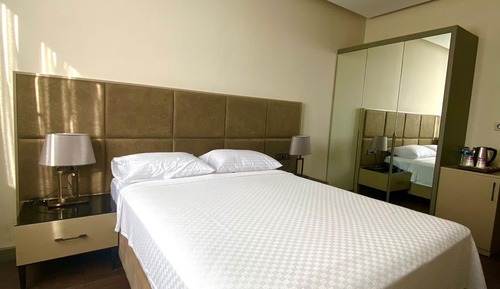 Economy Room