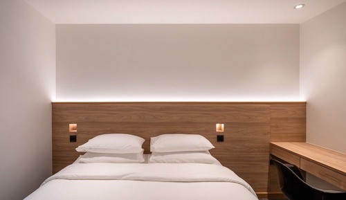 Standard Room, 1 King Bed, Private Bathroom, City View
