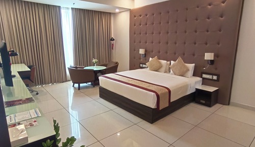 Executive Studio Suite