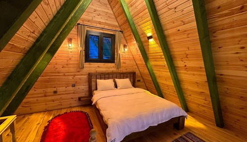 Classic Room, River View