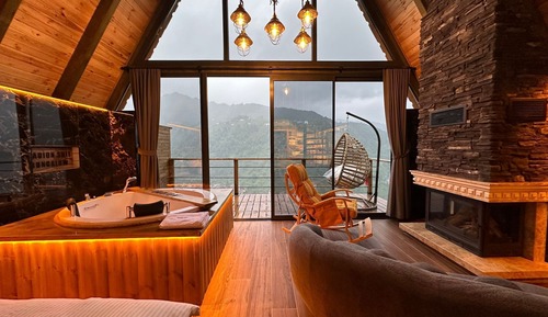 Deluxe Room, River View