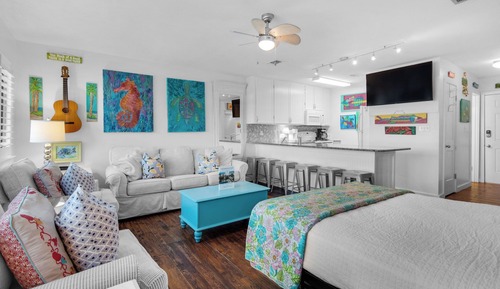Studio Suite, Multiple Beds, Balcony, Pool View (Hidden Beach 228)