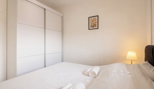 Apartment, Balcony