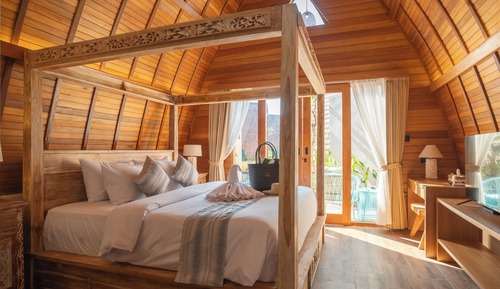 Executive Studio Suite