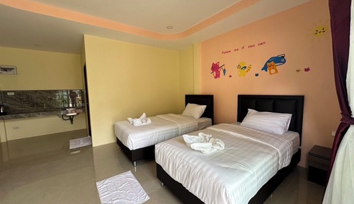 Basic Twin Room