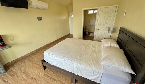 Double Room, Hill View