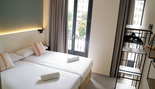 Deluxe Twin Room
