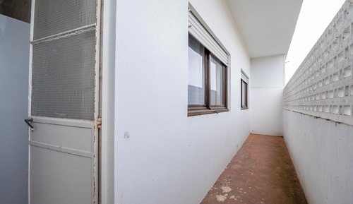 Apartment (3 Bedrooms)