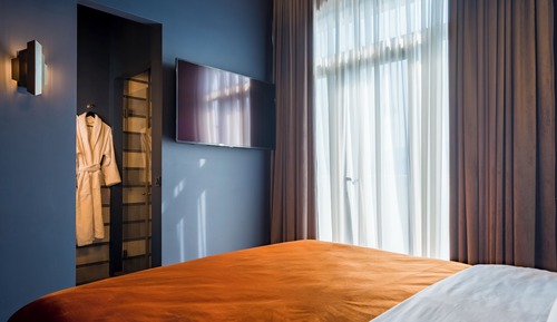 Premium Double Room, 1 King Bed, City View
