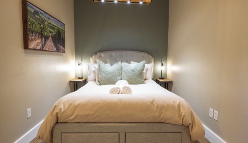 Deluxe Condo