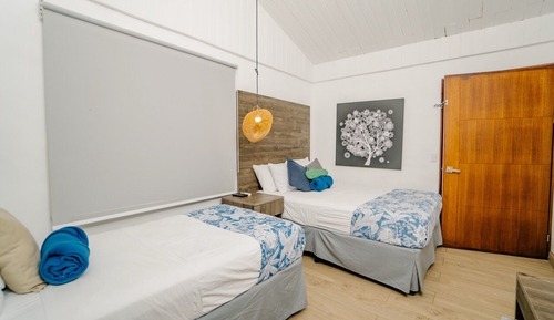 Standard Triple Room, Accessible, Private Bathroom