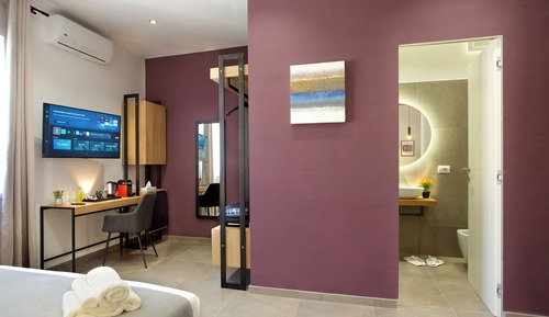 Superior Double Room, City View