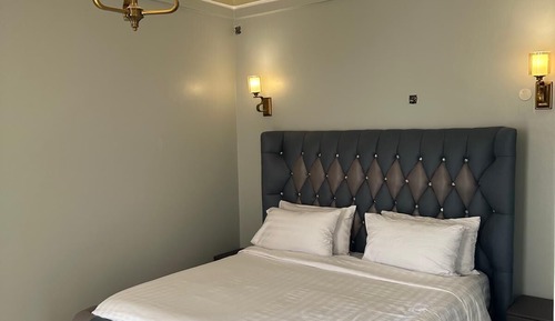 Deluxe Double Room, 1 King Bed, Balcony, City View