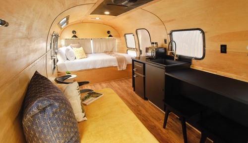 Superior Studio, 1 Queen Bed