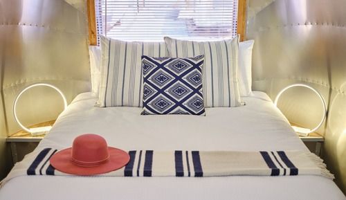 Superior Studio, 1 Queen Bed