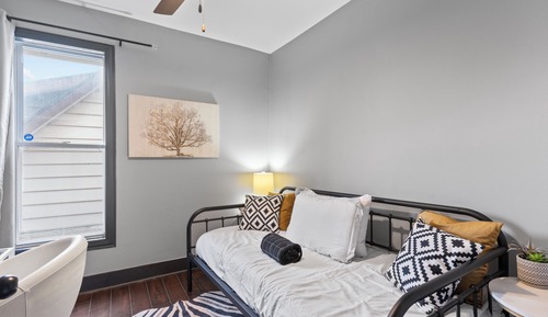 Deluxe House, Multiple Bedrooms, Patio, Courtyard Area