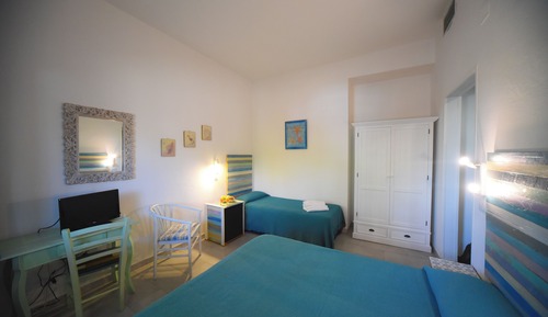 Triple Room