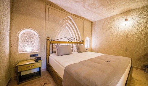 Elite Room