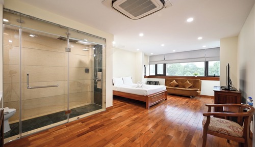 Suite with City View